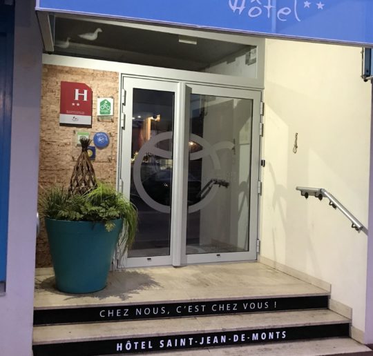 Porte entrée dépose totale Rénovation-porte-commerce-aluminium-vendée